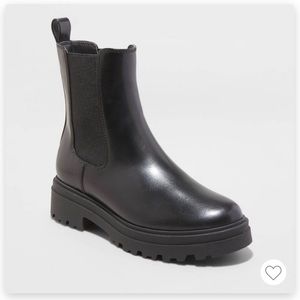 Belle Chelsea Black Boots